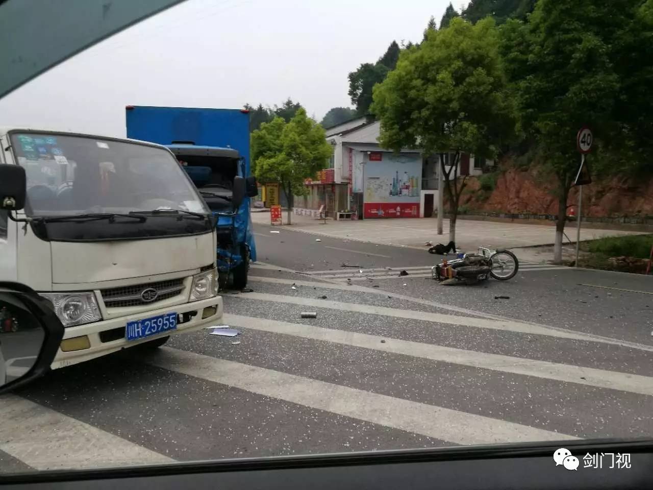 西部射洪地区突发：最新车祸现场惊心动魄纪实